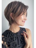 大人可愛い20代30代40代黒髪前下がりショートボブ丸みショート