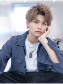 ビジネスショートレイヤーかき上げコンマヘアツイストパーマ