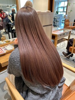 エテレ(etele)の写真/お悩みに合わせた縮毛矯正♪今までとは違う手触りになるので、まっすぐすぎないナチュラルな仕上がりに！