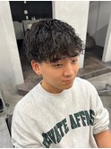 スッキリ刈り上げ癖活かしメンズパーマ黒髪ヘアー