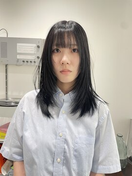 イル 天神大名店(ill) 10代20代レイヤーカット/フェイスレイヤー/グレージュ/透明感