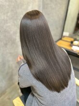 【縮毛矯正に頼らない髪づくり】髪質改善で整える新しい選択