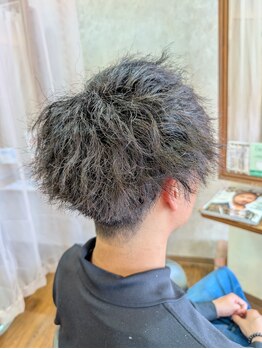 ナチュラリーアライヴ(Naturally ALive)の写真/当日予約/仕事終わりにも来店可能！関西・和歌山でメンズカット受賞Stylist在籍!［和歌山/岩出市］