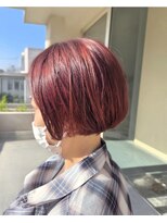 ムーア(MUA)&nbsp;チェリーレッド×大人ショートボブ