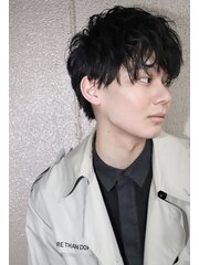 落ちにくいパーマならこれ！ 菅田将暉 髪型 プレイパーマ