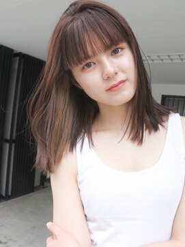 メロウ(MELLOW) インナーカラーとラインを楽しむhair/表参道/原宿/外国人風