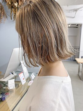 ヴェルダ 池袋店(verda) 切りっぱなしボブとパールブロンドベージュ＊fukuda