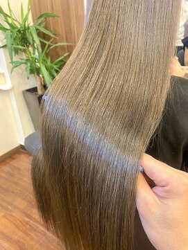 シェアサロン ナインシート(9seat) 口コミ評価☆4.8の髪質改善トリートメント“ルトゥール”