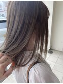 クリアベージュ