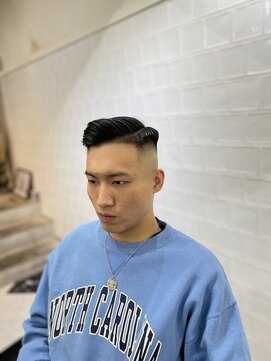 メリケンバーバーショップ フクオカ(MERICAN BARBERSHOP FUK) 本格フェードカット