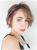 耳かけセミウェットウェーブボブ/グラデーションカラー