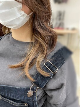 トモ(TOMO) 大人可愛いインナーカラー