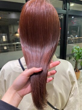 セプト 天神大名(SEPT.) ブリーチなし　Wカラー　ピンクベージュ　ロングヘア　艶髪