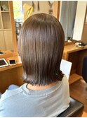 ぱつっとボブ×ブラウンベージュ〔西尾〕