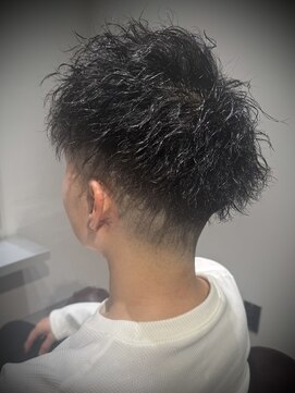 ウィム(whim) ツイストスパイラルパーマ