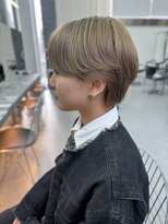 デュー 栄(DEW)&nbsp;【DEW】ミルクティーベージュ/カルマパーマ/センターパート