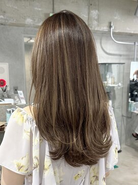 ラック(LUCK) ブリーチ/船橋/くすみベージュ/細めハイライト