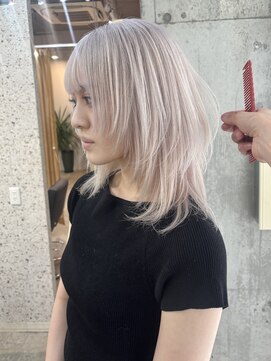 ラニヘアサロン(lani hair salon) ホワイトカラー/ハイトーン/レイヤー/ケアブリーチ/