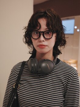 2022・2023年名古屋カミカリスマ受賞サロン出身の実力派スタイリストが織りなす技で理想の自分に出逢える＊