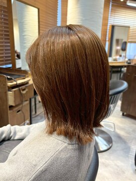 ライトブラウン/ミディアムヘア