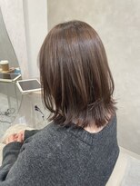 カルム(Calme.) ベージュカラー×レイヤースタイル