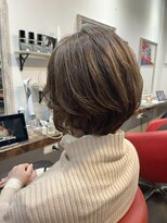 リア(Lia) 20代30代40代50代大人女性白髪ぼかし