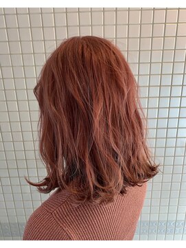 ディフィー(Defi) 柔らかピンクヘア【大阪　京橋】