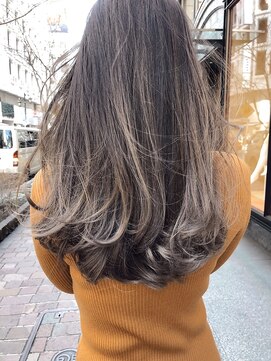 ラル 立川(lar) マーブルアッシュ_厚めバングローライトアッシュブラウン