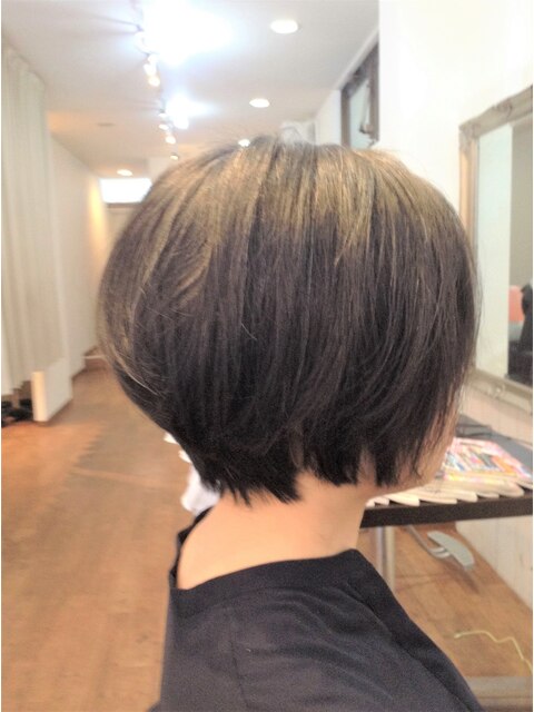 【ヘアルシェ】おすすめ♪ショートグラデーションカット♪