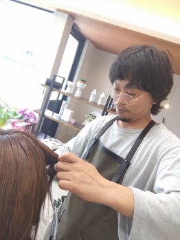 カウンセリング～仕上げまでマンツーマン対応＊ご自宅でのヘアケアやスタイリングについてもお伝え◎