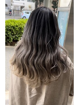 バイブアンドアネックス(VIBE & ANNEX) 《momoka 》バレイヤージュ