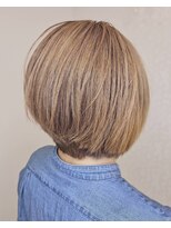 ヘアーアンドメイク ドレス(DRESS)&nbsp;ミルクティベージュ