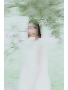 ルシル(Lucile) 白