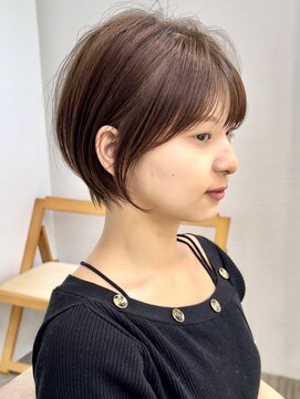ビューシンサイバシ(VIEW SHINSAIBASHI) 前髪カット*イメチェンショートボブ*カーキグレージュ