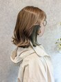 エン(enn...) ブリーチ必須。インナーカラーカラーで一気にオシャレに！