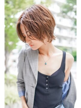 ギークス(GEEKS) 【GEEKS渋谷】ナチュラルショートウルフ/冬ヘア/マロンベージュ