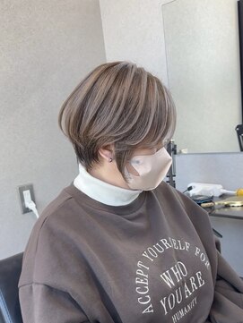 ハウオリ 金沢駅西店(Hau'oli) 白髪ぼかし/白髪ぼかしハイライト/脱白髪染め/白髪染め/透明感