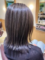 オモルフィ ひばりヶ丘店(Omorfi)&nbsp;細めハイライト ホワイトブロンド