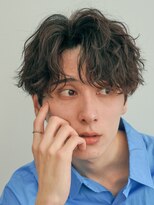 シャドウパーマコンマヘアセンターパートフェザーパーマ
