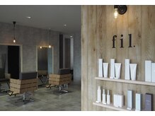 フィル(fil.)