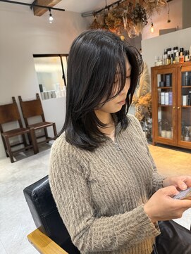 【elama】ミディアムレイヤーxセンターパート