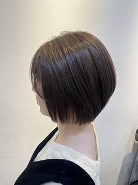 イーチエフ(each f.) 【井出 朱音】まとまるショートボブ