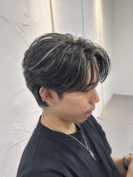 ボルド(Bordo) ホワイトメッシュ×フェザースタイル