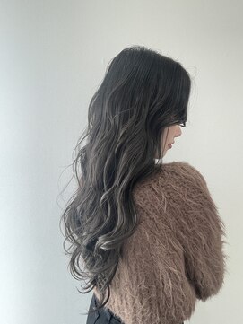 ナッツ(Nut's) グレージュ