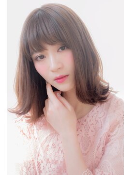 エルフォ(elfo) 【elfo】大人ミディアムでストレートな艶髪スタイル