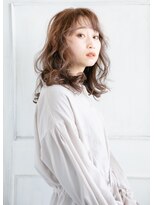 モカ ヘアーデザイン(moca HAIR DESIGN) 明るめアッシュのカーリーセミロング