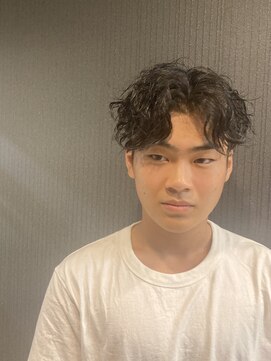 リリー(Lily) ツイストスパイラルパーマ【理容室】大森/パーマ/フェード