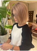 __ぷつんとボブ　ミルクティーベージュ