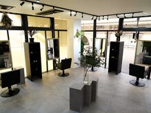 美しさを、もっと自由に。日常に寄り添う大人の隠れ家サロン