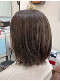 オリーブアッシュクビレボブスタイル